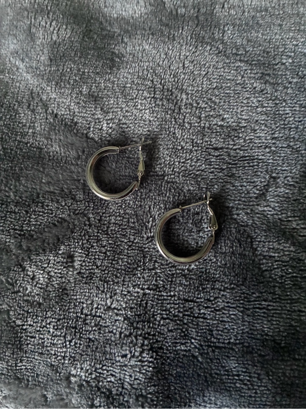 Classic Minimalist Hoop Earrings
